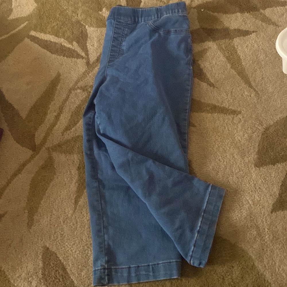 Stonewashed Capris